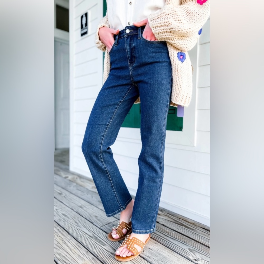 Judy Blue 90s Straight Leg Jeans Size 3/26 Excellent Condition